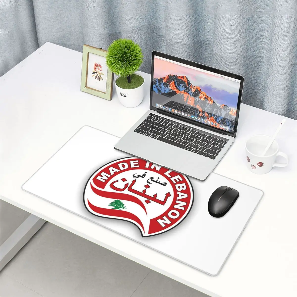 Laptop Accessories Lebanon - Grand tapis de souris au design